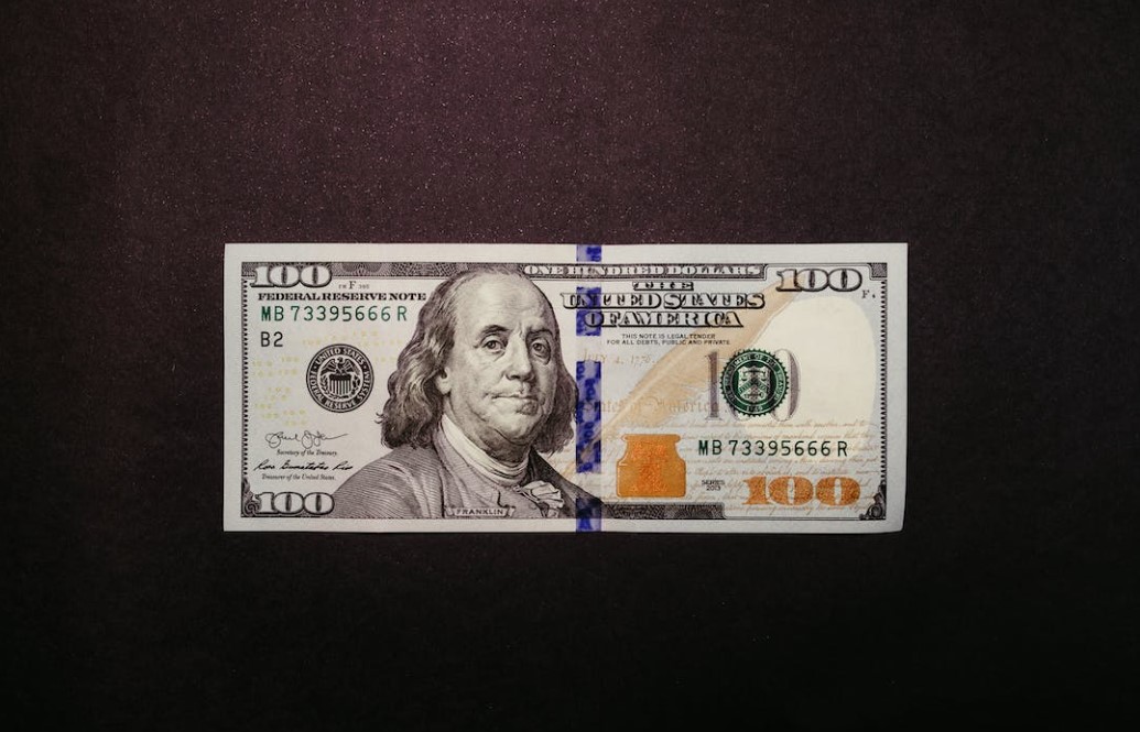 Is $5,000 Enough to Move Out? – A Financial Reality Check